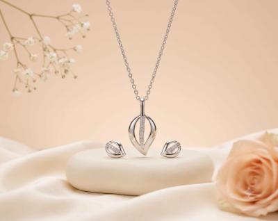 Modern Leaf Rhodium Pendant Set