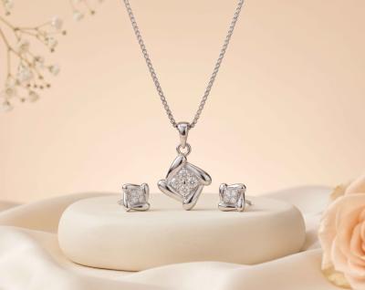 Clover Sparkle Rhodium Pendant Set